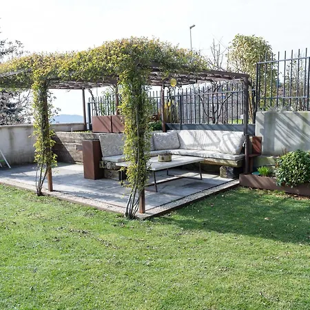 Δωμάτια σε οικογενειακή κατοικία Casa Di Babii